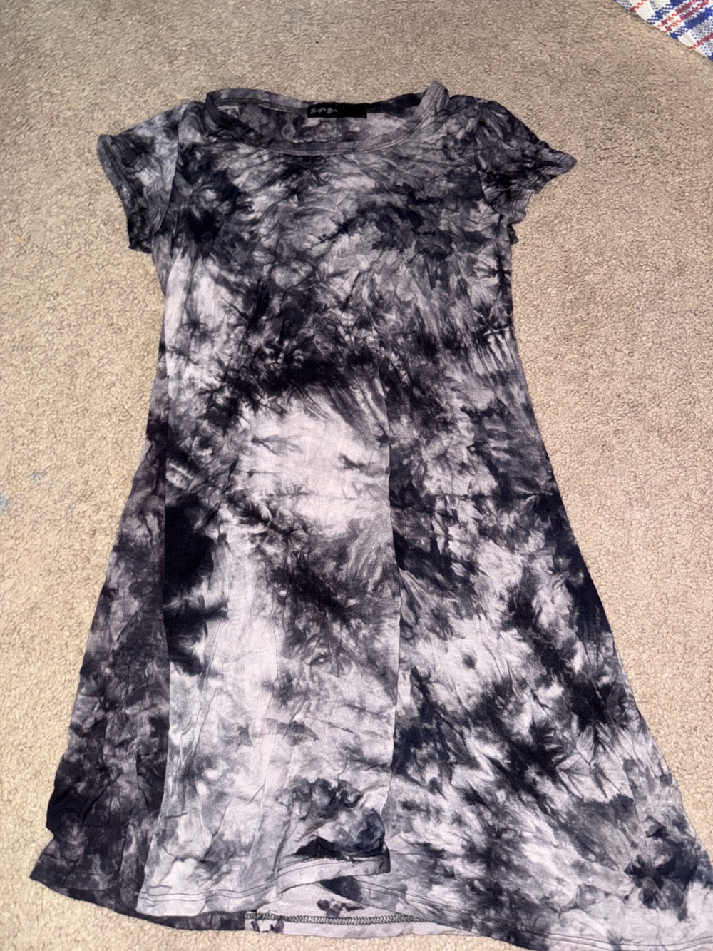Tie-Dye Black & Gray Short Sleeve Mini Dress